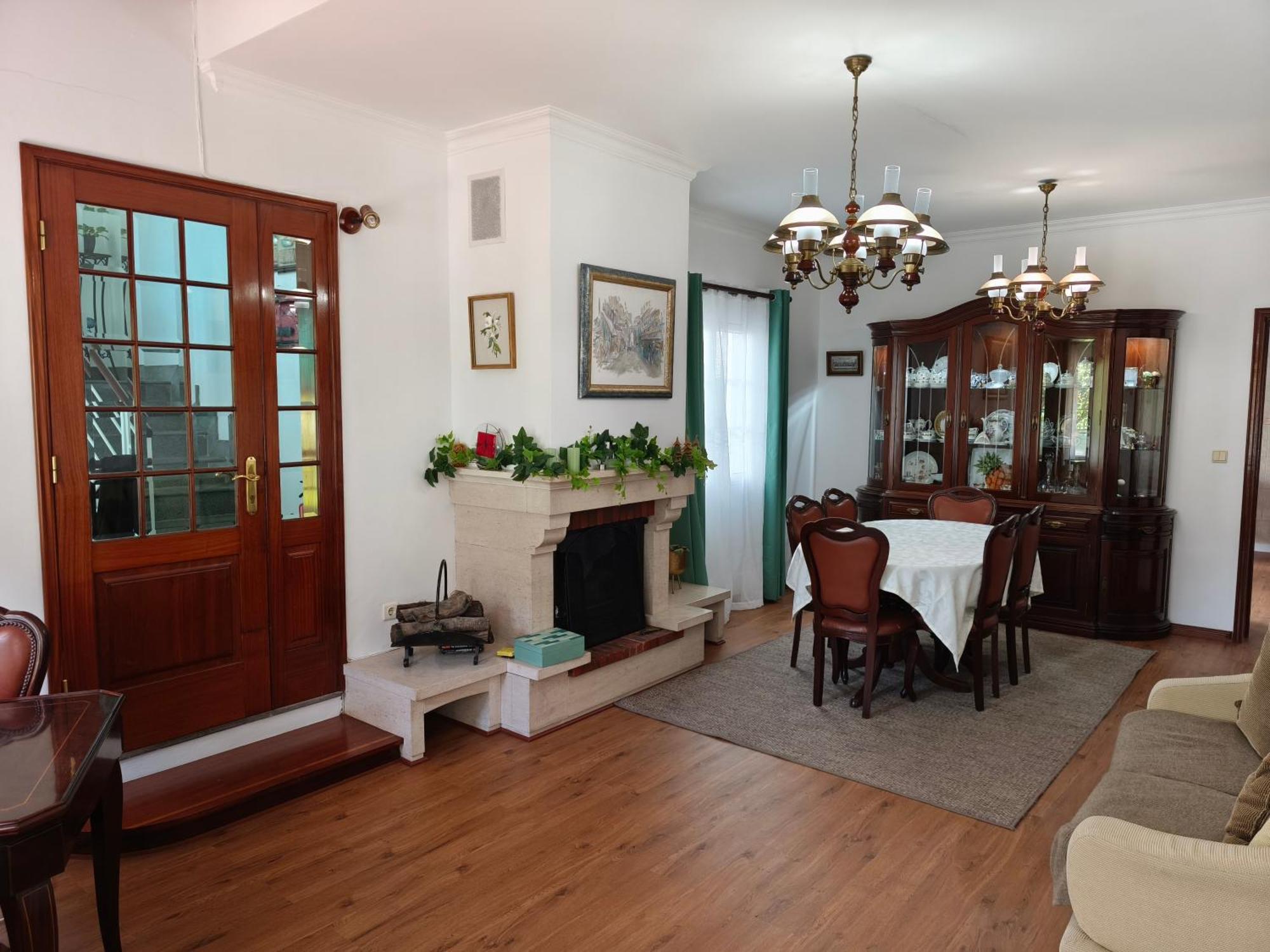 Gorgeous House Apartment ปอนตาเดลกาดา ภายนอก รูปภาพ